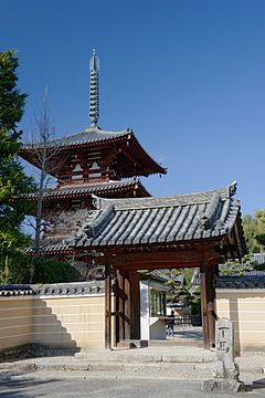 まほろばの国　ぶらり一人旅！　度重なる悲運を克服した法輪寺！　ご住職の熱心な説明に聞き入る！